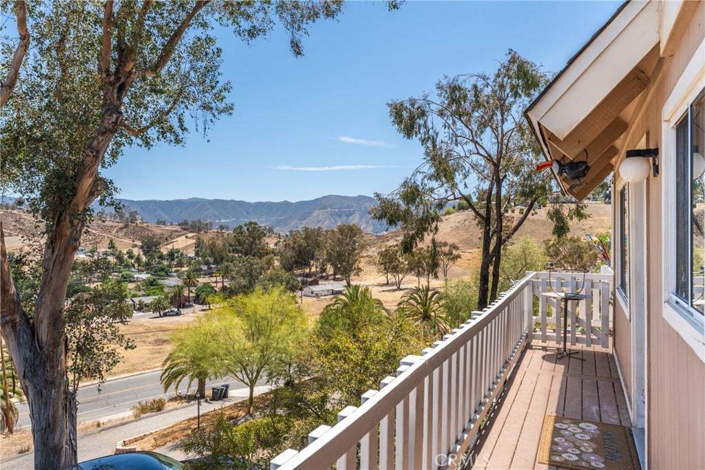17240 Gunnerson Property Photo 6
