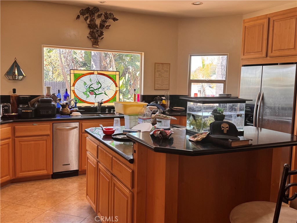 3261 N Kenora Property Photo 24