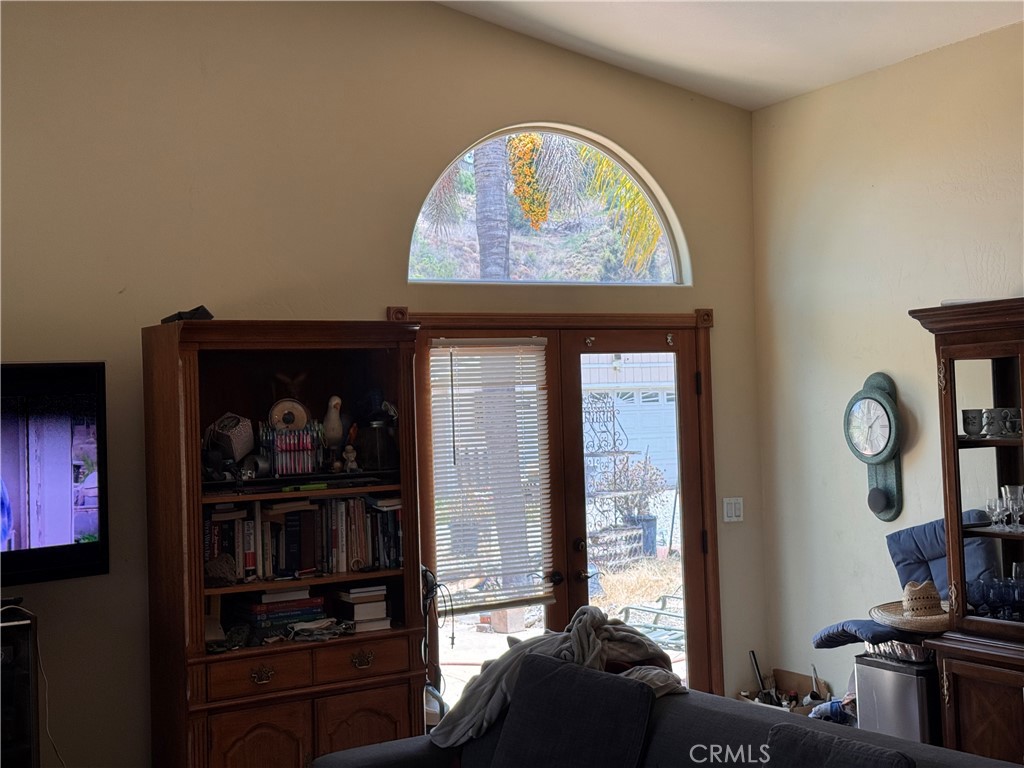 3261 N Kenora Property Photo 31