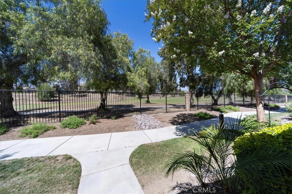 8010 Bay Hill Property Photo 5