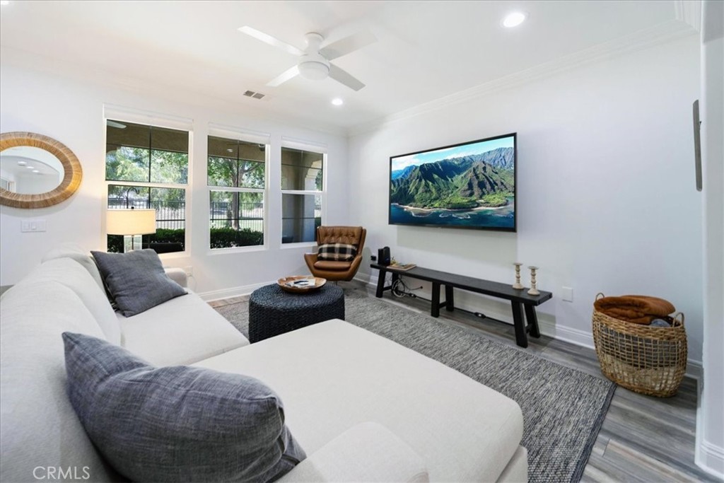 8010 Bay Hill Property Photo 9