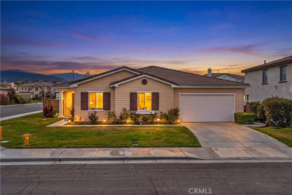 34039 Tuscan Creek Way Property Photo 1