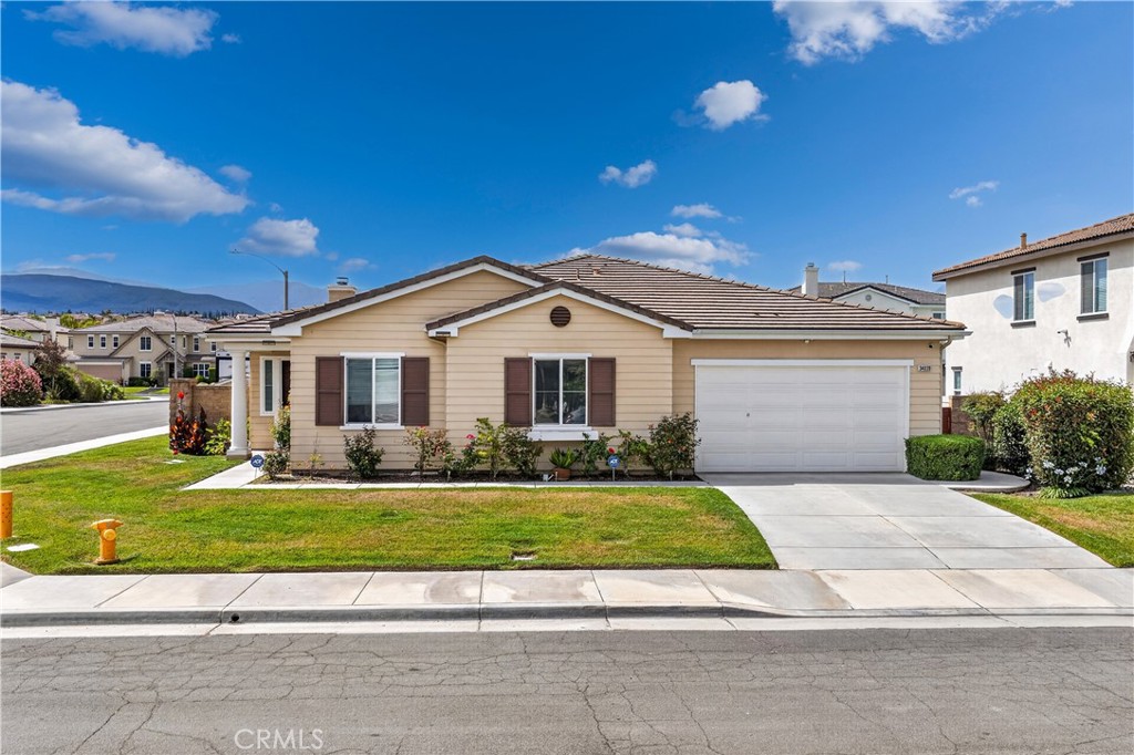 34039 Tuscan Creek Way Property Photo 4