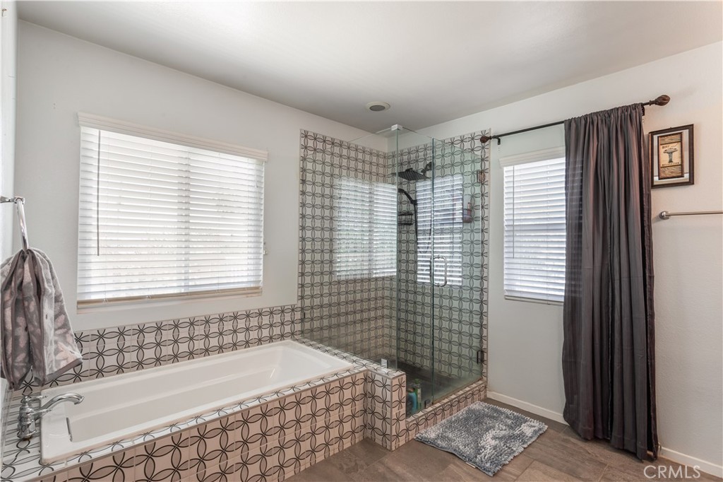 28399 Northmoore Place Property Photo 26
