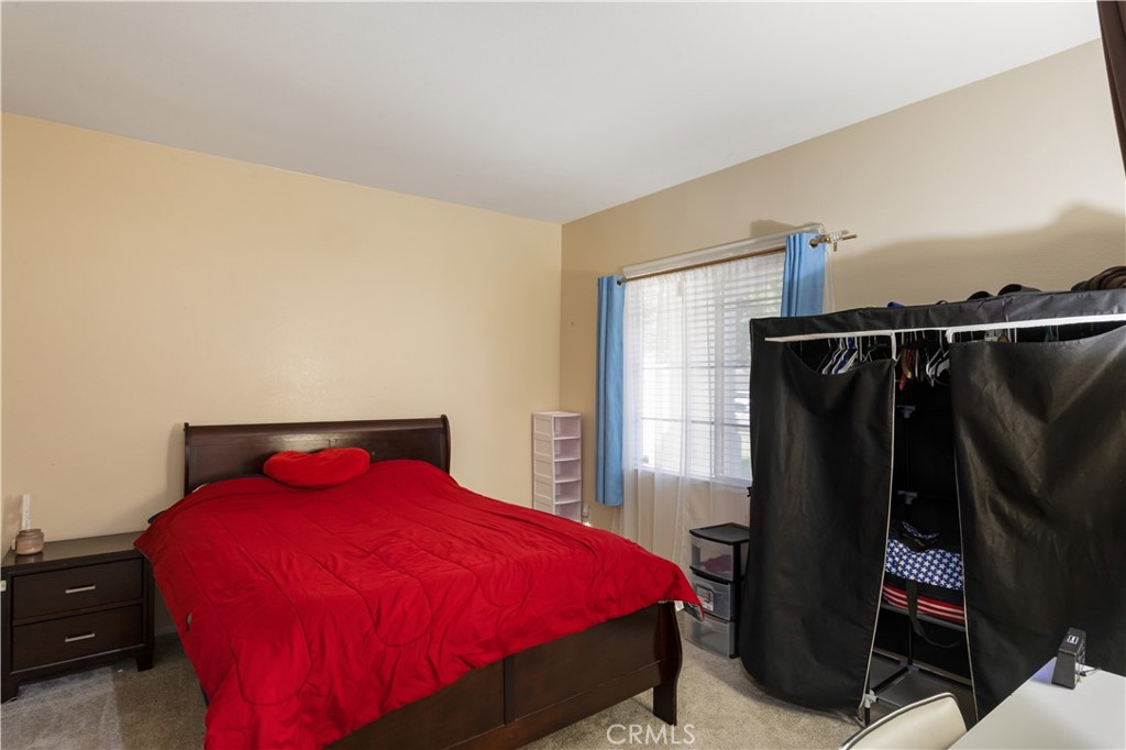 28399 Northmoore Place Property Photo 33