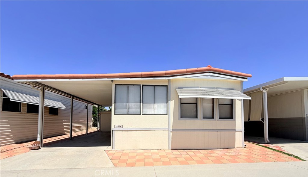 1454 Western Property Photo 27