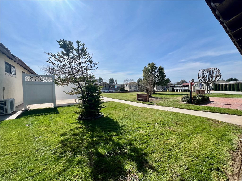 1454 Western Property Photo 43