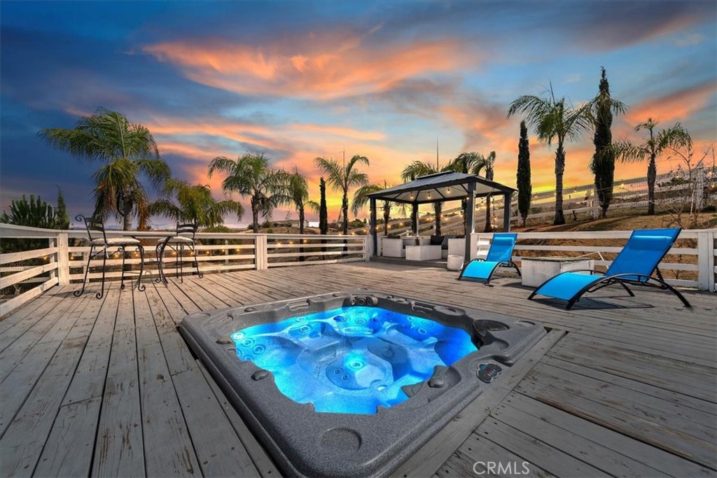 39565 Spanish Oaks Drive Property Photo 2