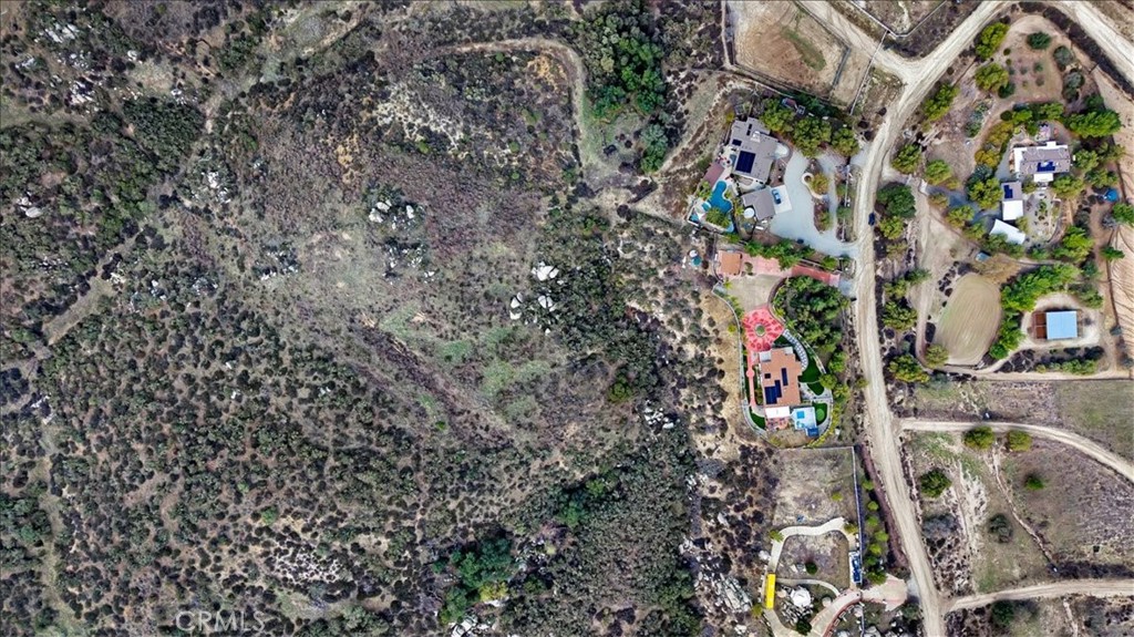 39565 Spanish Oaks Drive Property Photo 10