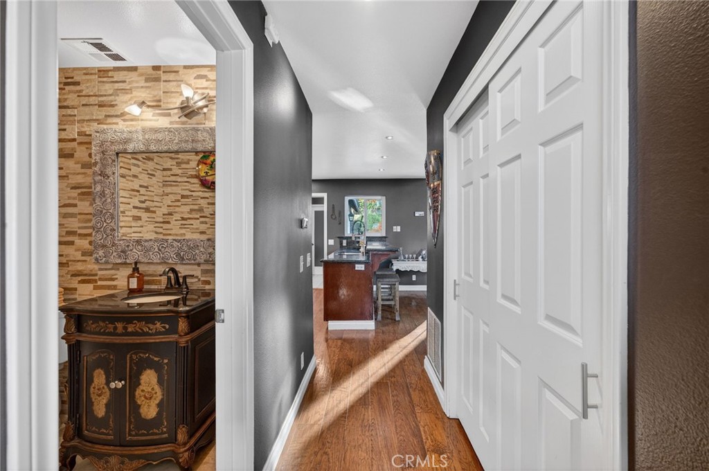 3890 Forbell Place Property Photo 30