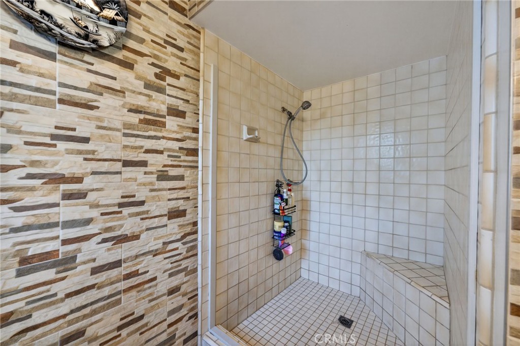 3890 Forbell Place Property Photo 34