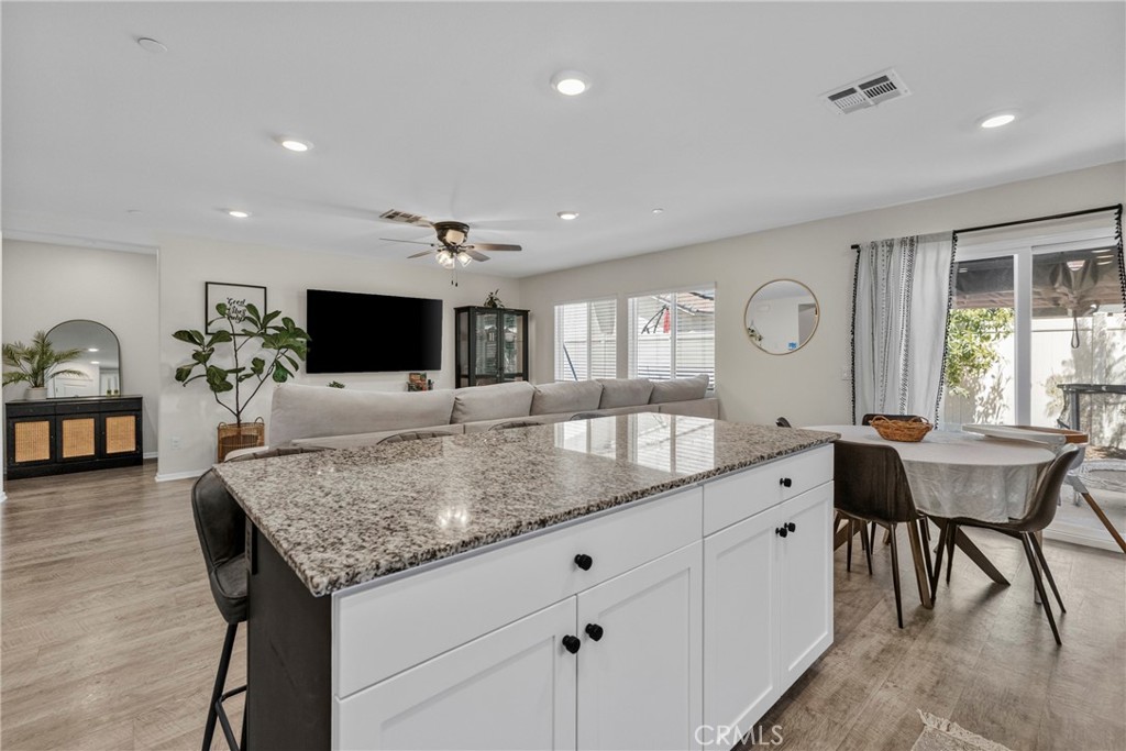 1234 Universal Way Property Photo 11