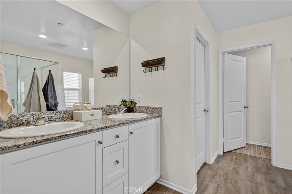 1234 Universal Way Property Photo 15