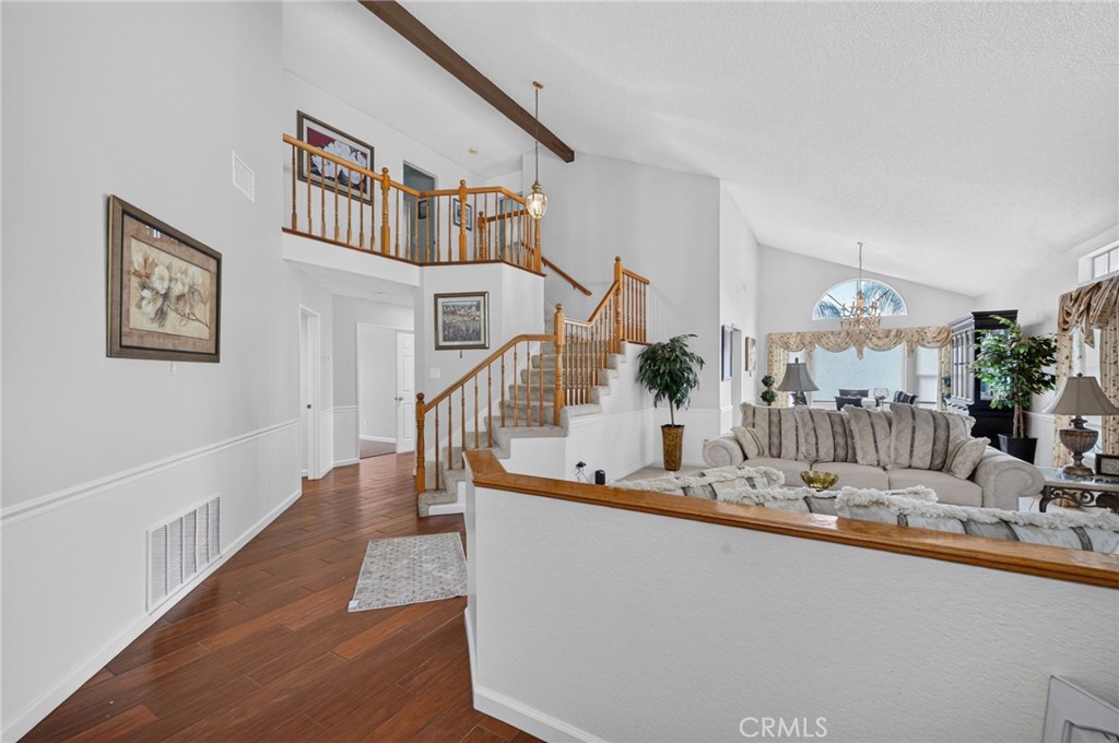 10319 Desert Star Property Photo 7