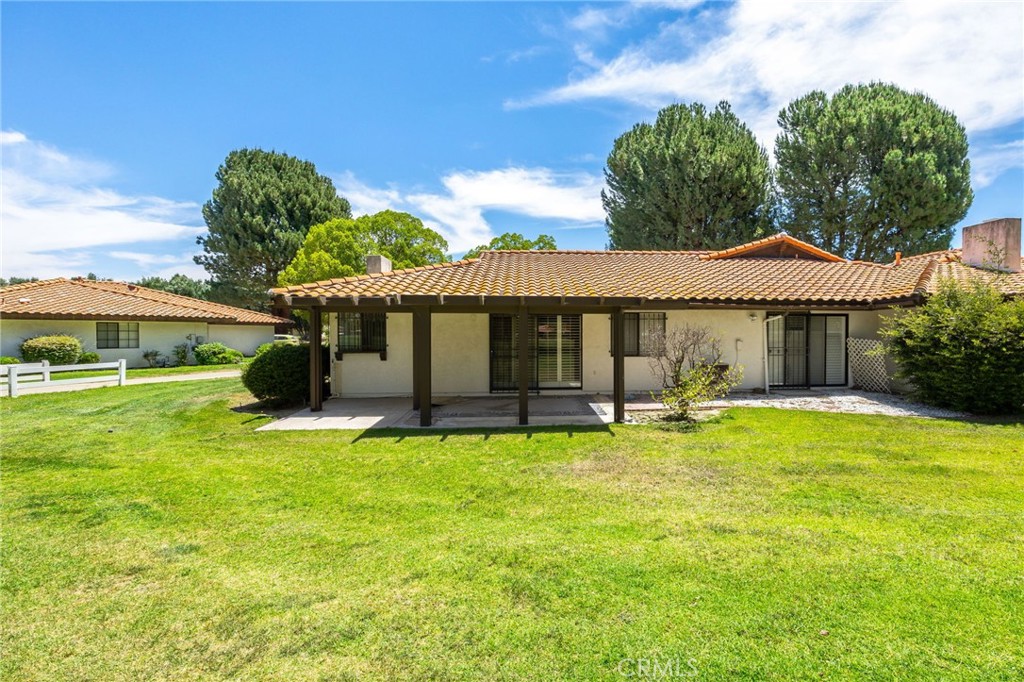 1229 Seven Hills Property Photo 4