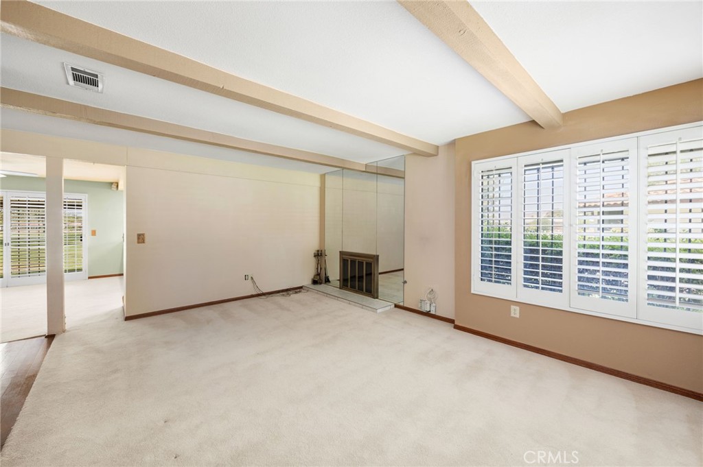 1229 Seven Hills Property Photo 6