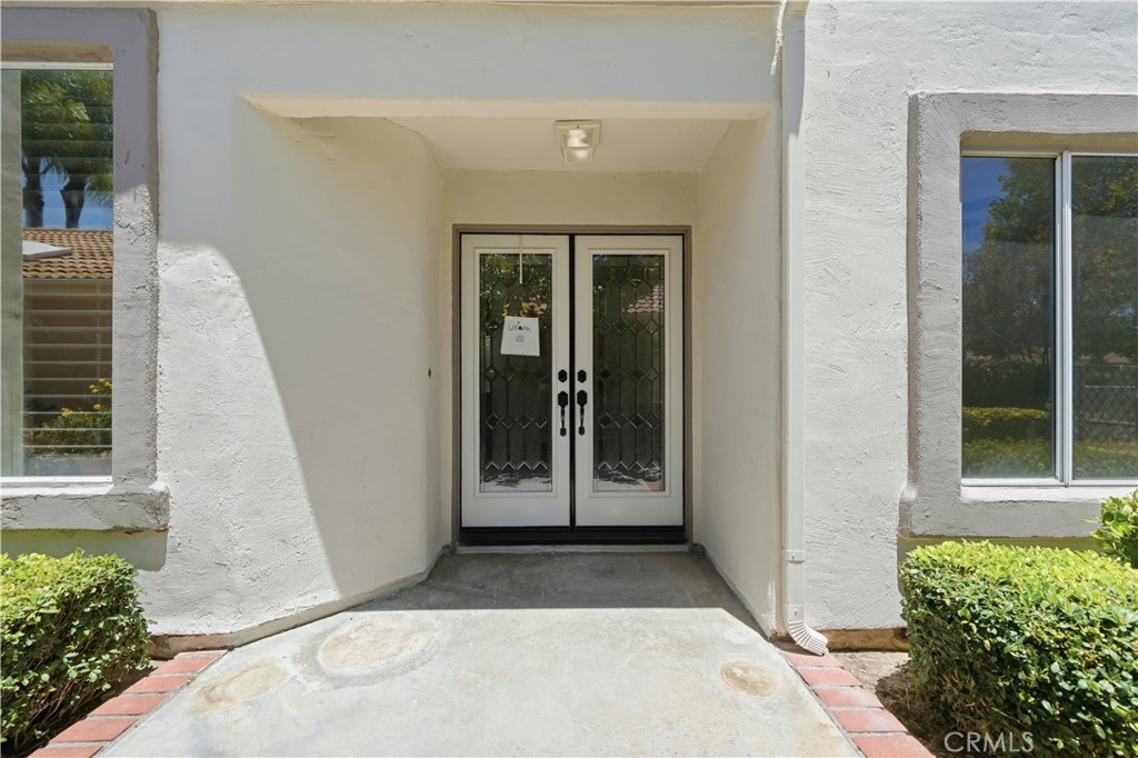 40502 Via Amapola Property Photo 4