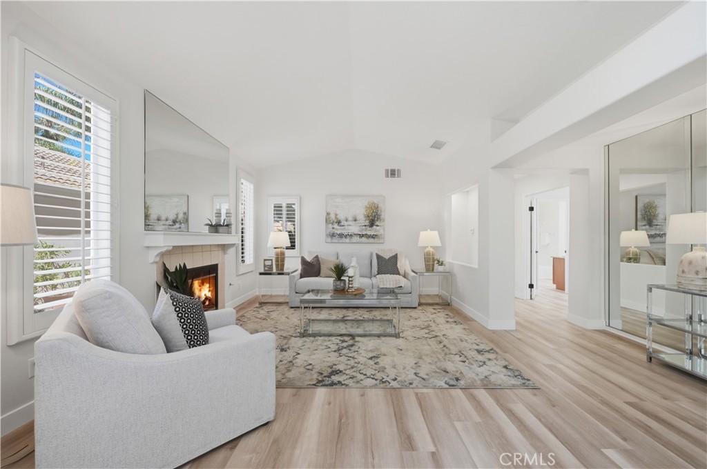 40502 Via Amapola Property Photo 7