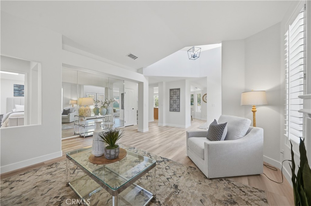 40502 Via Amapola Property Photo 9