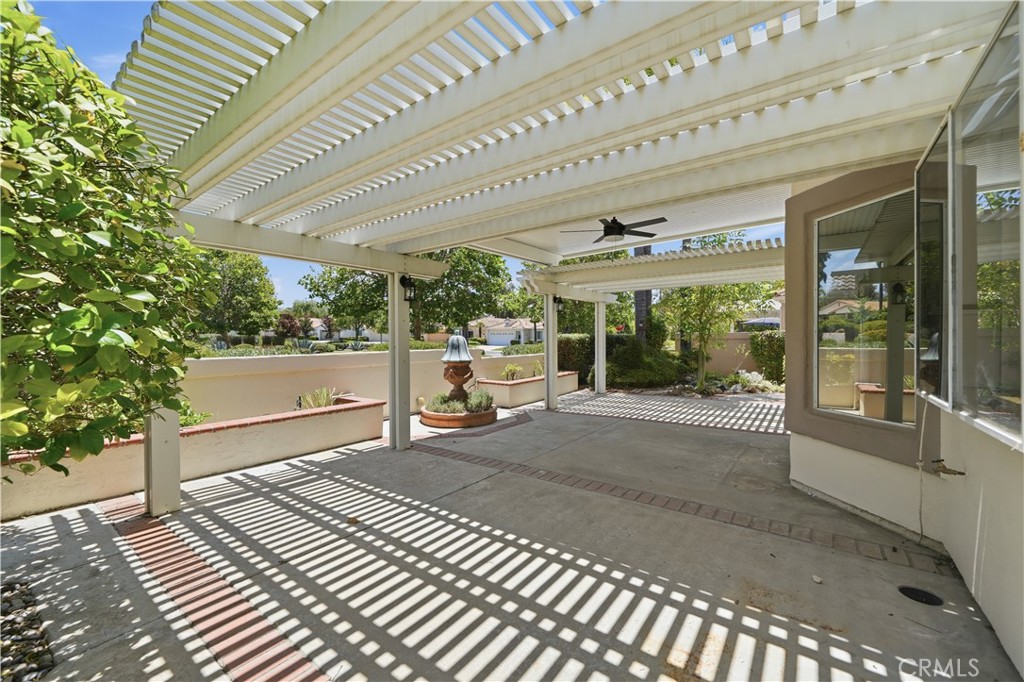 40502 Via Amapola Property Photo 31