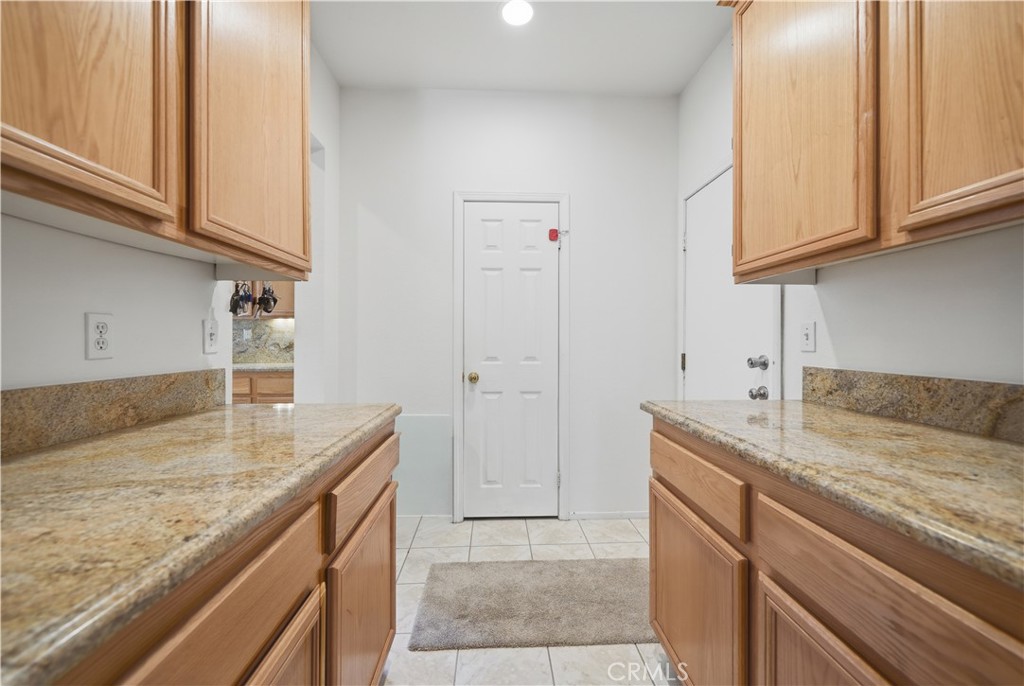 29260 Wrangler Drive Property Photo 10