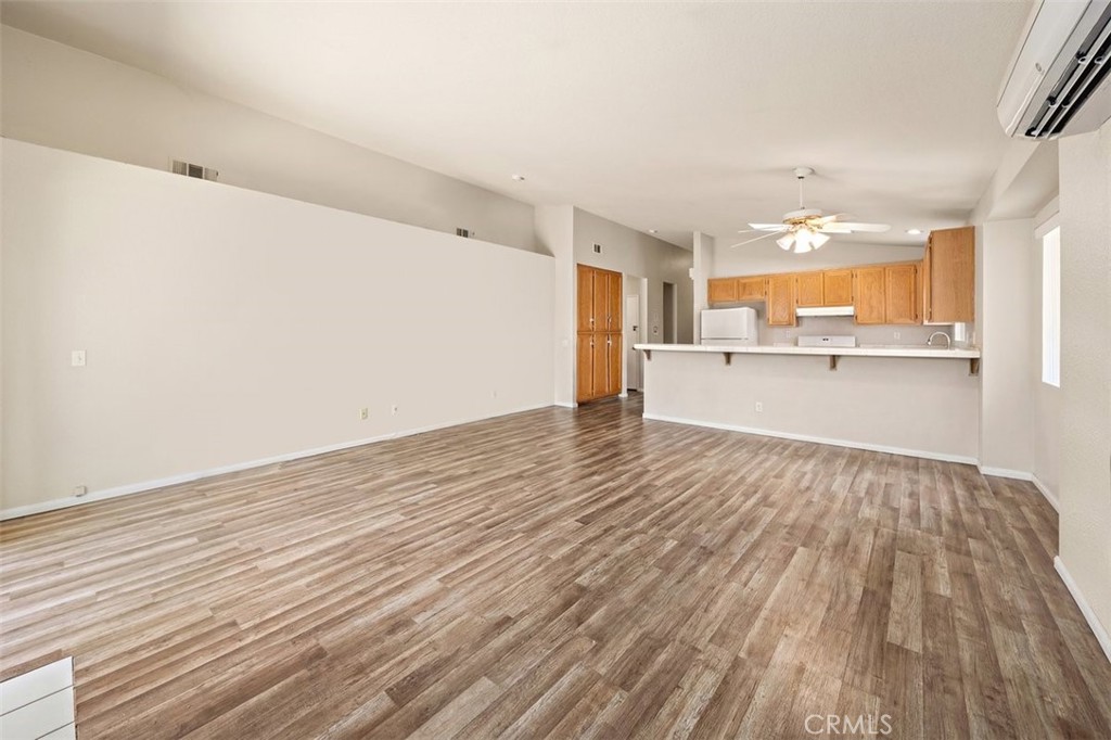 3678 Oslo Court Property Photo 3
