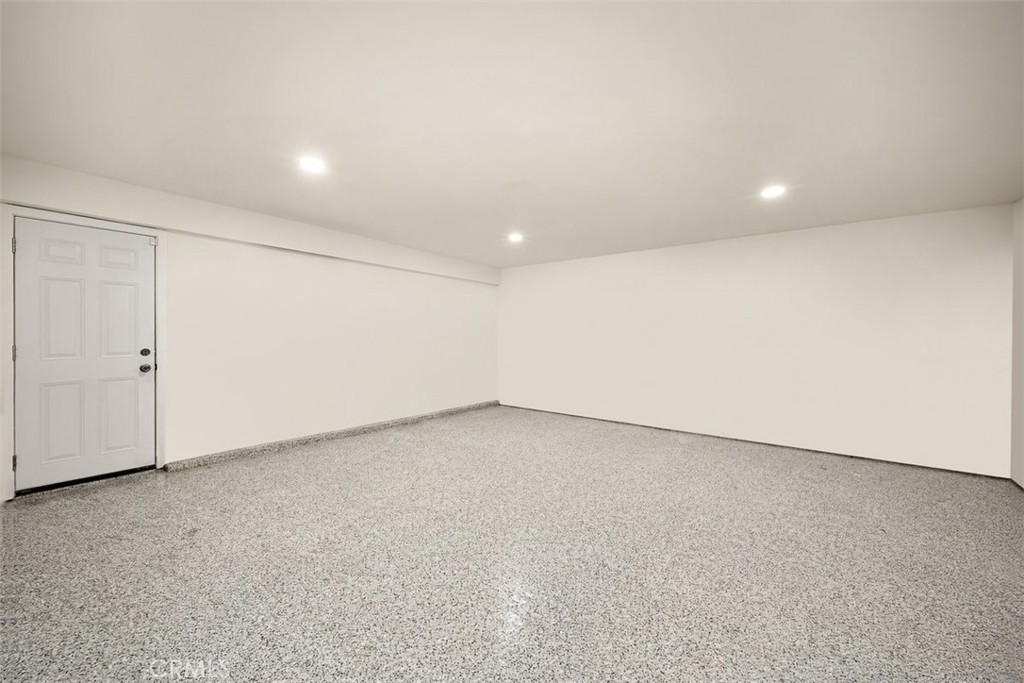 3678 Oslo Court Property Photo 9