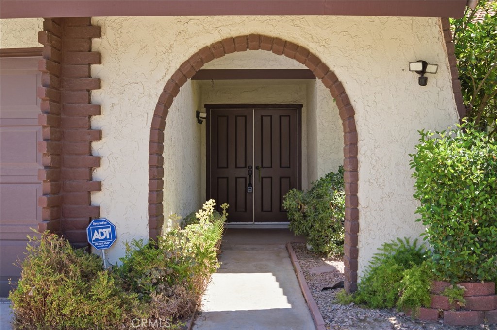 1126 Mayten Tree Court Property Photo 4