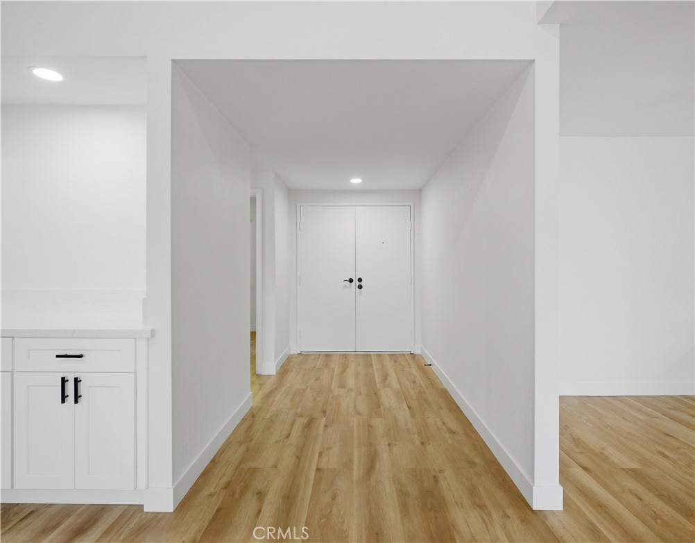 1126 Mayten Tree Court Property Photo 9