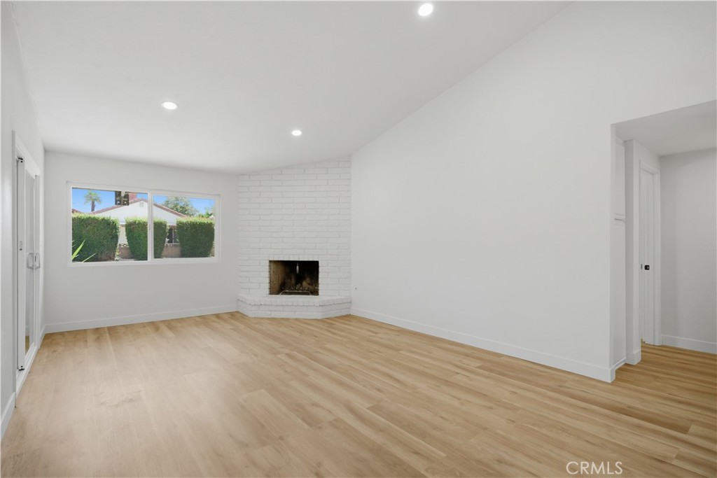 1126 Mayten Tree Court Property Photo 10