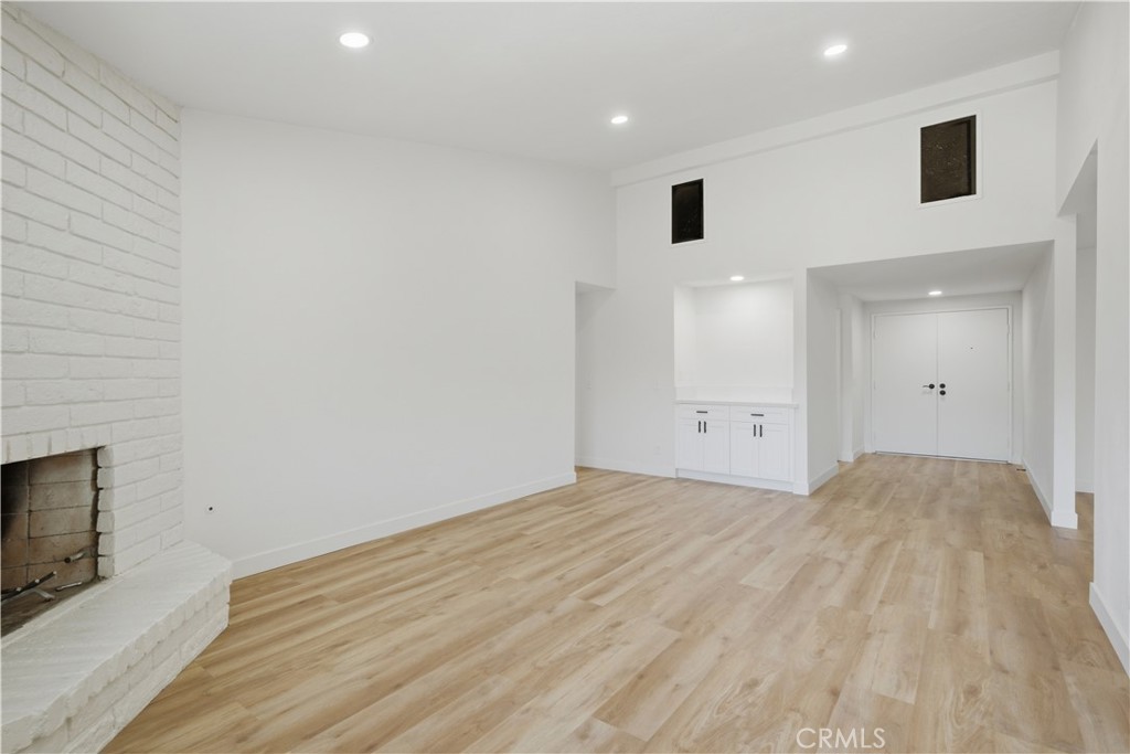 1126 Mayten Tree Court Property Photo 12