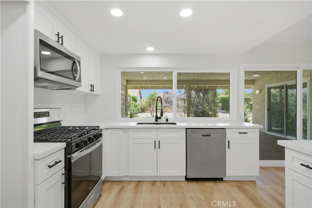 1126 Mayten Tree Court Property Photo 16