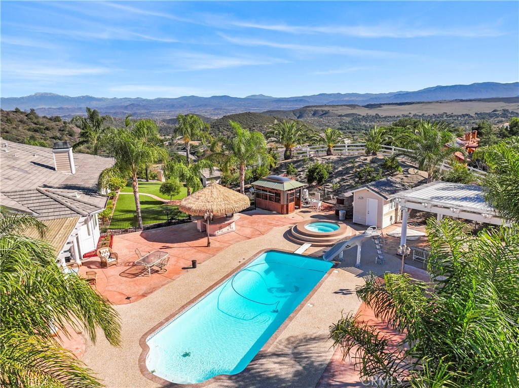 35751 Avenida La Cresta Property Photo 8