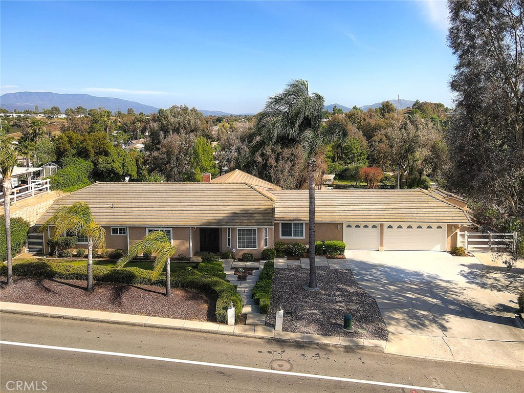 30673 Del Rey Property Photo 1