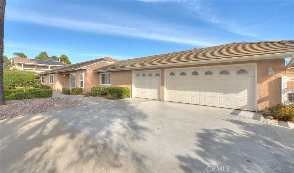 30673 Del Rey Property Photo 3