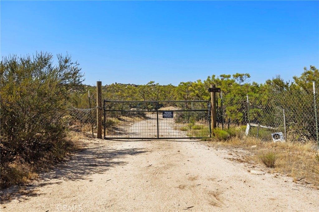 44627 Laura Lane Property Photo 1