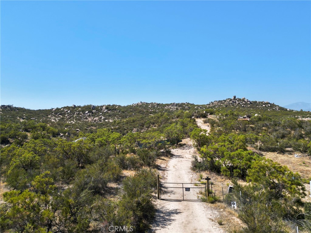 44627 Laura Lane Property Photo 3