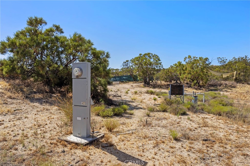 44627 Laura Lane Property Photo 4