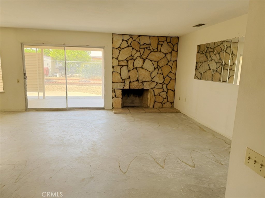 26430 Harrisburg Property Photo 2