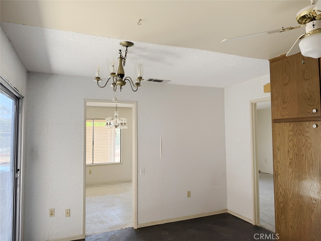 26430 Harrisburg Property Photo 14