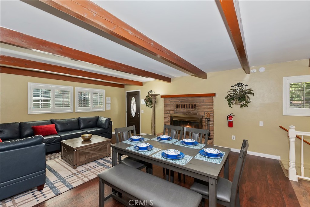 24032 Alpine Drive Property Photo 8