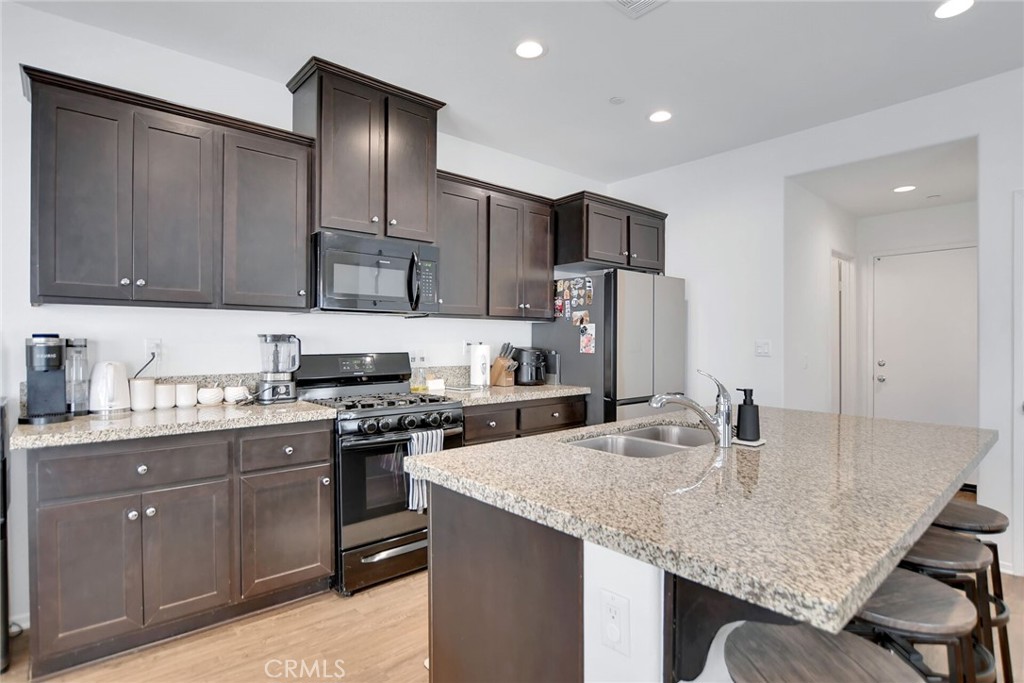 24242 Hazelnut Property Photo 13