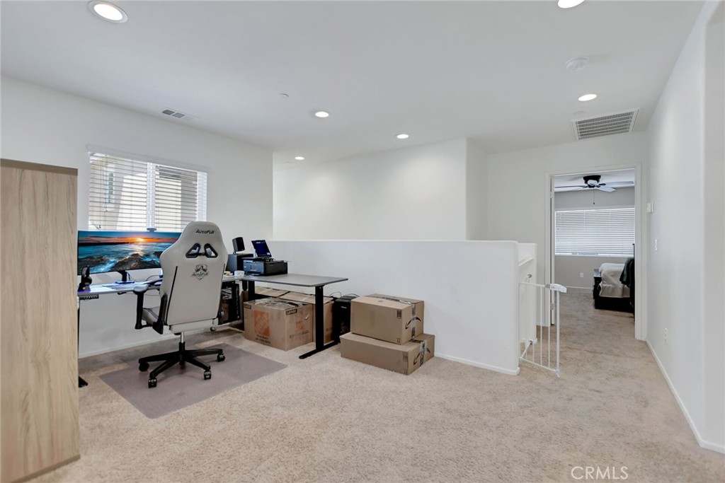 24242 Hazelnut Property Photo 20