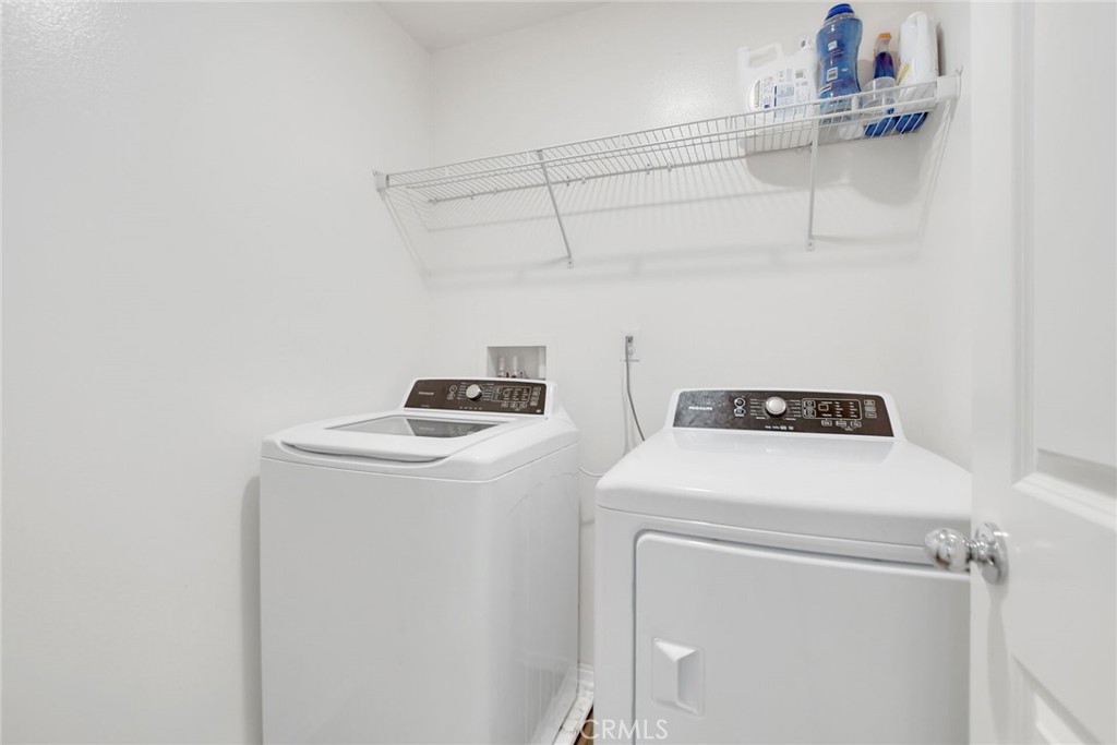 24242 Hazelnut Property Photo 25