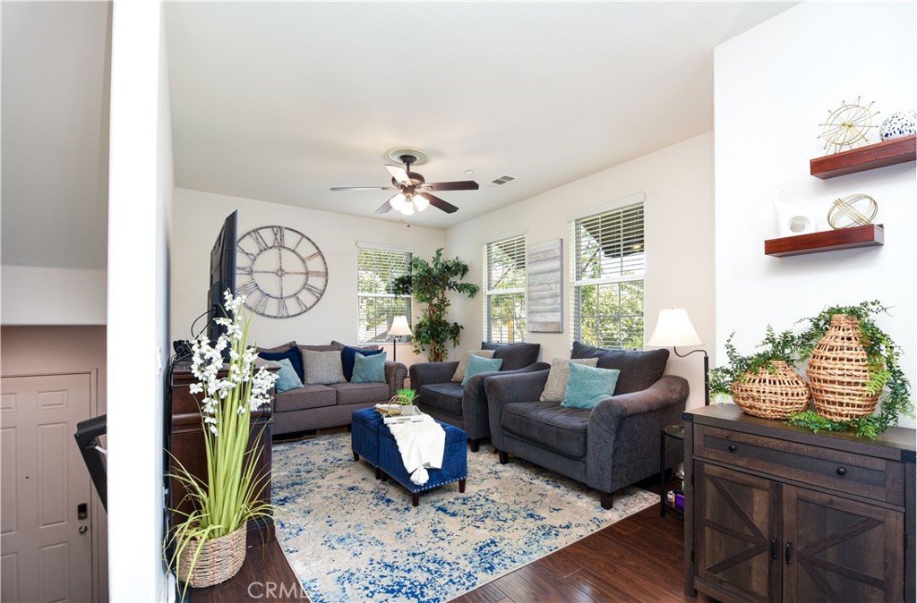 44942 Bellflower Property Photo 2