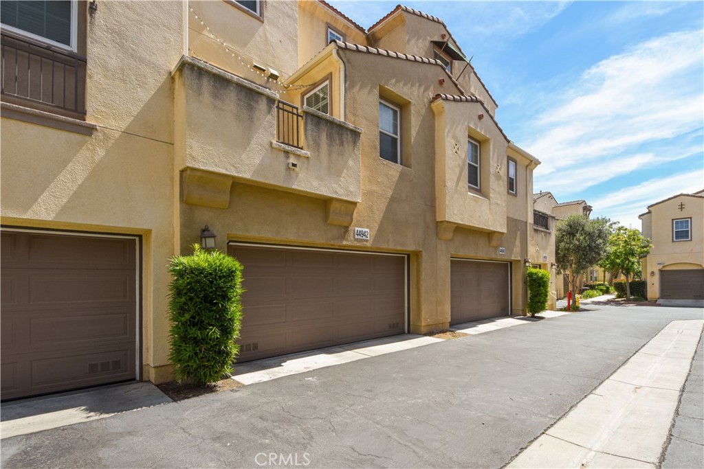 44942 Bellflower Property Photo 5