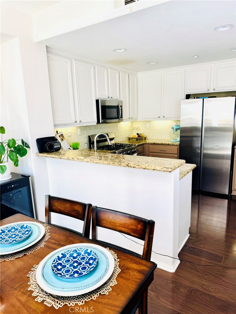 44942 Bellflower Property Photo 5