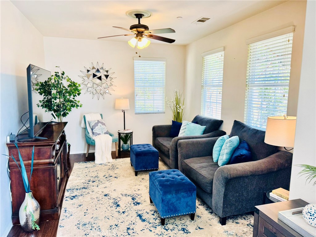 44942 Bellflower Property Photo 7