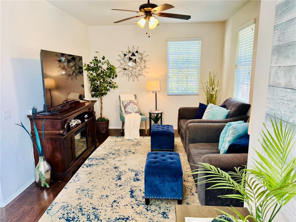 44942 Bellflower Property Photo 8
