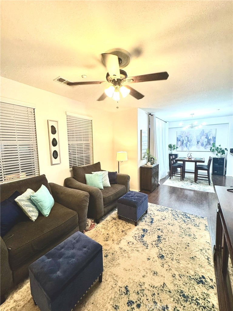 44942 Bellflower Property Photo 9